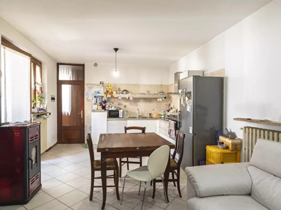 Immagine 3 di Casa indipendente in vendita  in Via Dottor Francioni, 8 a Grignasco