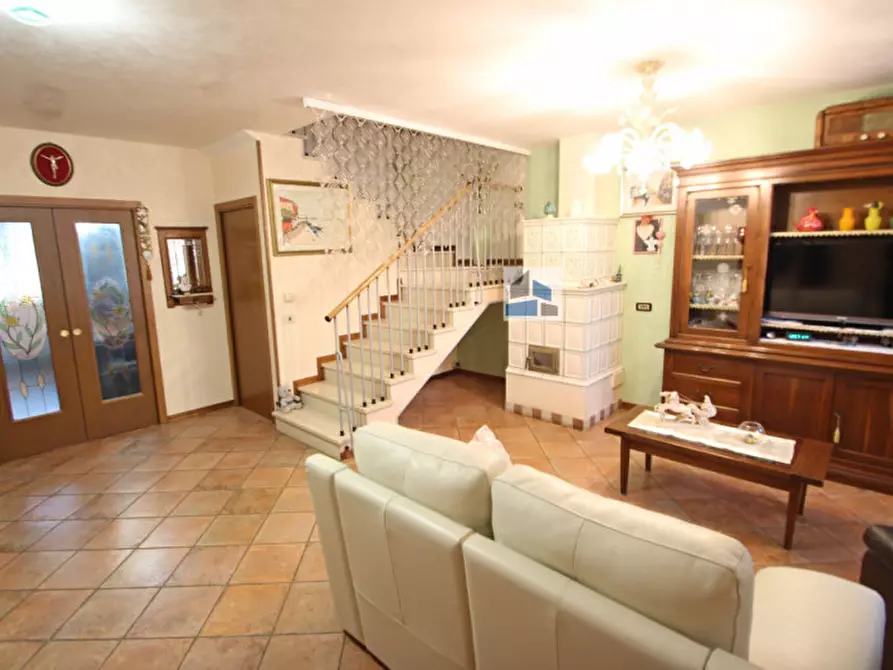 Immagine 1 di Villetta a schiera in vendita  in Via Papa Giovanni XXIII a Mirano