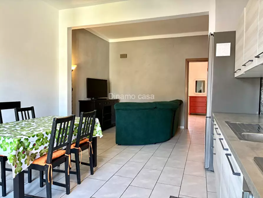 Immagine 4 di Appartamento in vendita  in Via Visiana a Prato