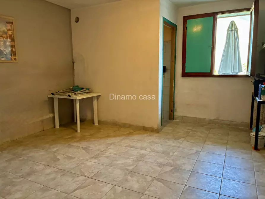 Immagine 14 di Appartamento in vendita  in Via Visiana a Prato