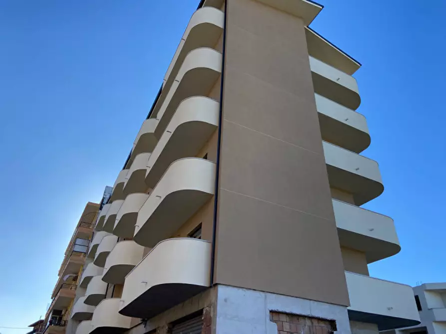 Immagine 2 di Appartamento in vendita  a Reggio Di Calabria