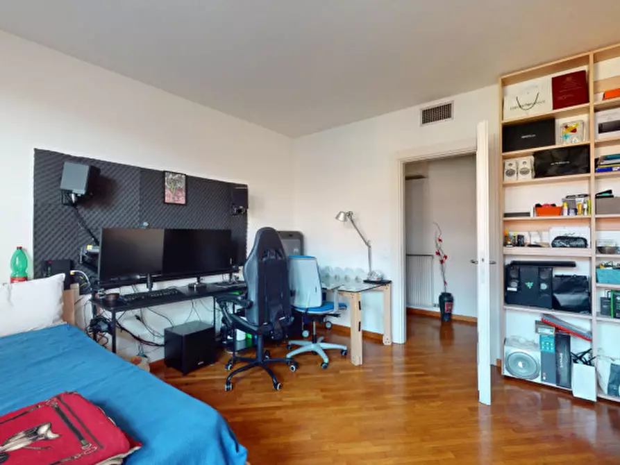 Immagine 7 di Appartamento in vendita  in Via Legione Antonini a Vicenza