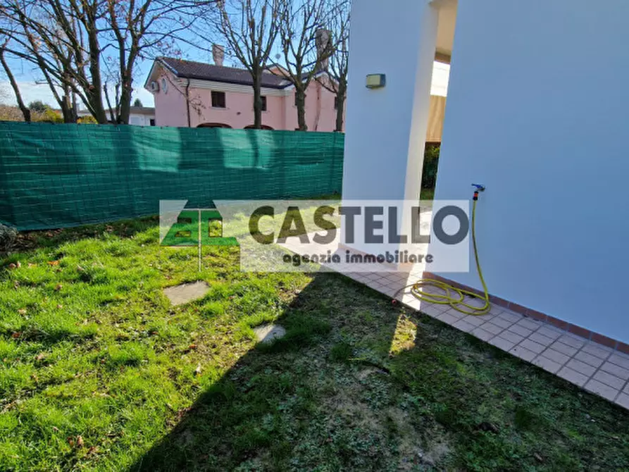 Immagine 6 di Casa bifamiliare in vendita  in Via Bassa III n°1 a Campodarsego