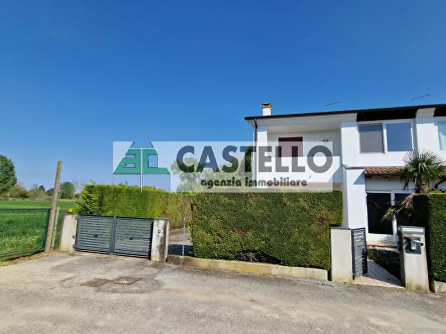 Immagine 33 di Casa bifamiliare in vendita  in Via Bassa III n°1 a Campodarsego