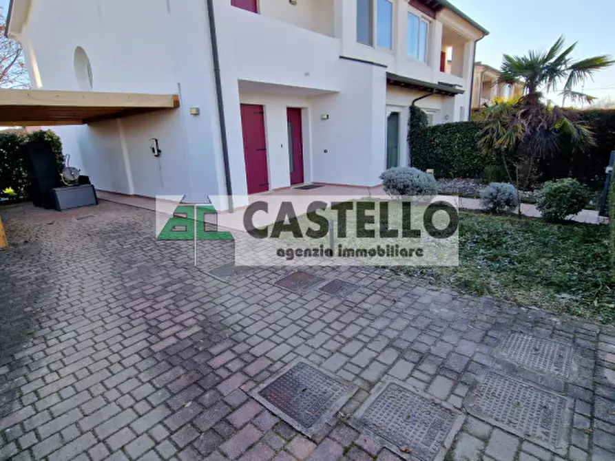 Immagine 56 di Casa bifamiliare in vendita  in Via Bassa III n°1 a Campodarsego