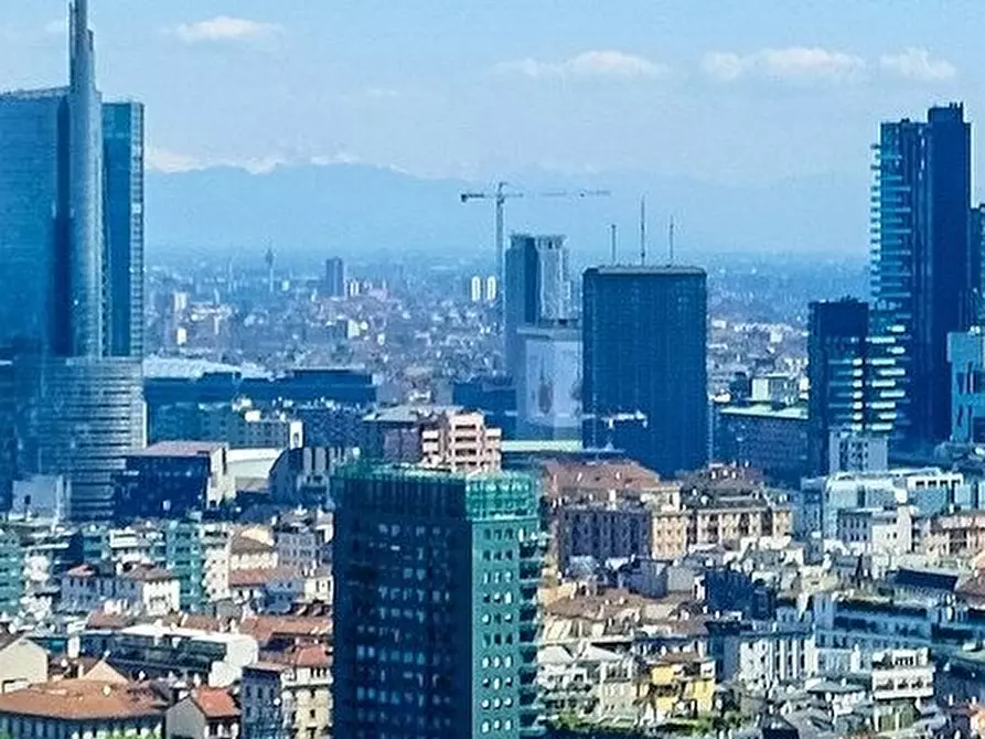 Immagine 3 di Appartamento in vendita  in VIA GIAMBELLINO 120 a Milano