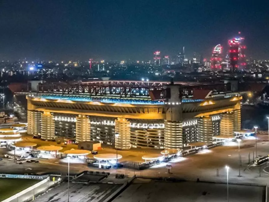 Immagine 5 di Appartamento in vendita  in VIA CAPECELATRO 30 a Milano