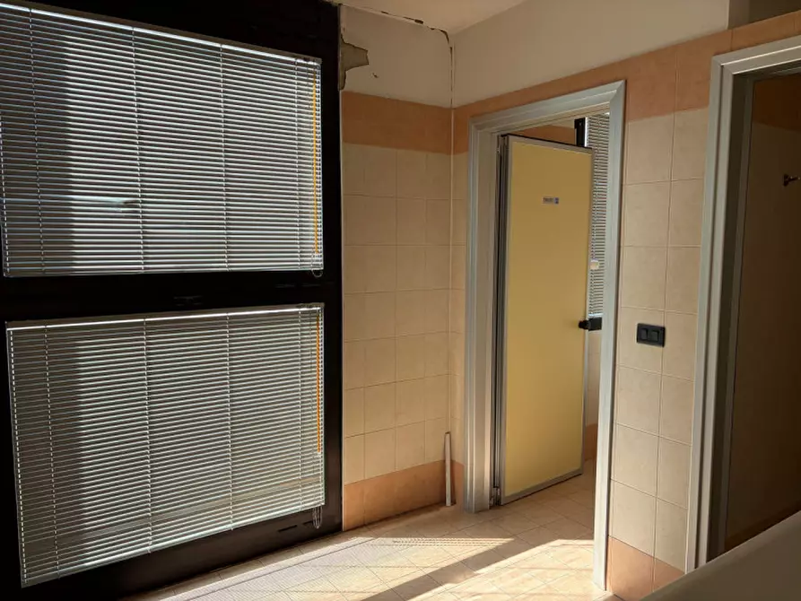 Immagine 10 di Capannone industriale in affitto  in Via Statale a Casalgrande