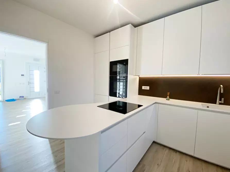 Immagine 8 di Villetta a schiera in vendita  in Via Pino da Zara a Carbonera