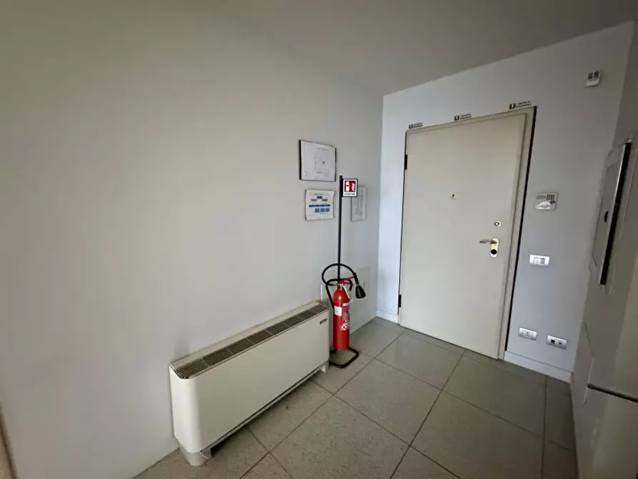 Immagine 13 di Ufficio in affitto  in Via Orzinuovi, 20 a Brescia