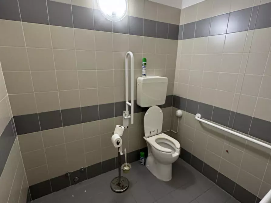 Immagine 19 di Ufficio in affitto  in Via Orzinuovi, 20 a Brescia