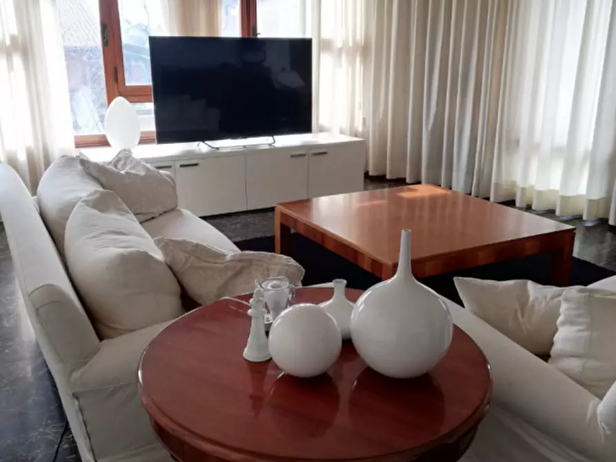 Immagine 16 di Villa in vendita  in Via Salute a Rossano Veneto