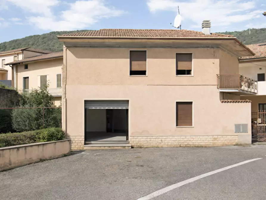 Immagine 2 di Casa indipendente in vendita  in Via Breda a Nuvolento