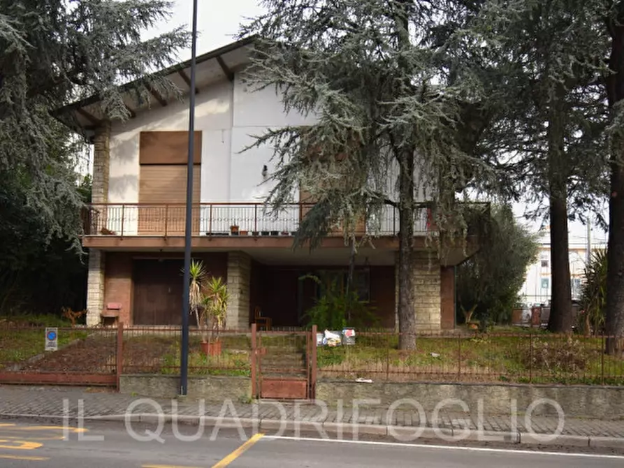 Immagine 1 di Villa in vendita  in Via Fiorenzuola a Cesena