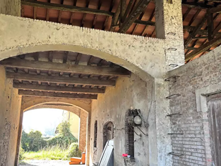 Immagine 3 di Rustico / casale in vendita  in Via Martiri della Liberazione, 78 a Parma