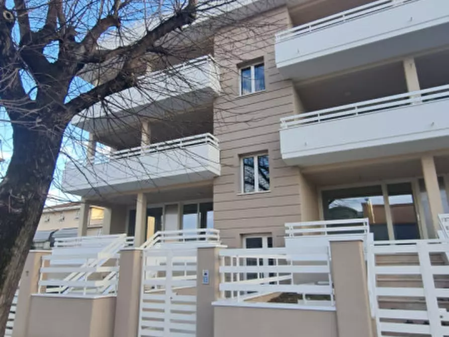 Immagine 2 di Appartamento in vendita  in Viale Giacomo Matteotti a Montevarchi