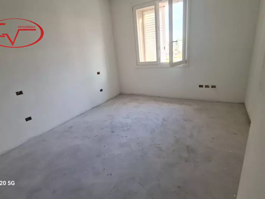 Immagine 11 di Appartamento in vendita  in Viale Giacomo Matteotti a Montevarchi