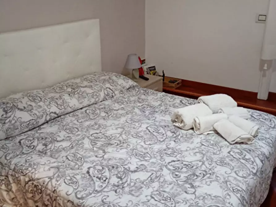 Immagine 8 di Appartamento in affitto  in via michelangelo schipa 63 a Napoli