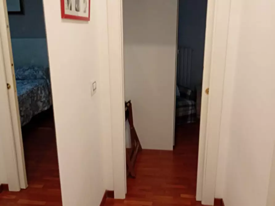 Immagine 12 di Appartamento in affitto  in via michelangelo schipa 63 a Napoli