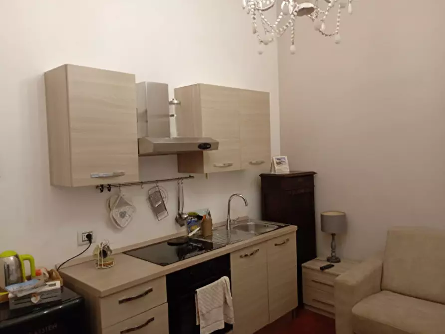 Immagine 33 di Appartamento in affitto  in via michelangelo schipa 63 a Napoli