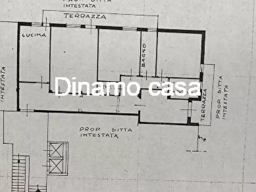 Immagine 1 di Appartamento in vendita  a Prato