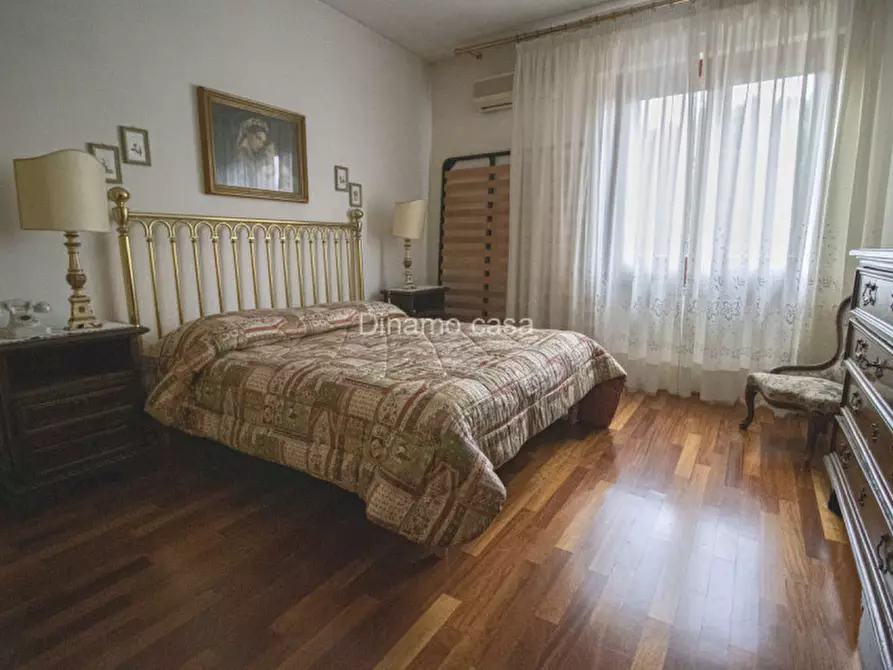 Immagine 9 di Appartamento in vendita  a Prato