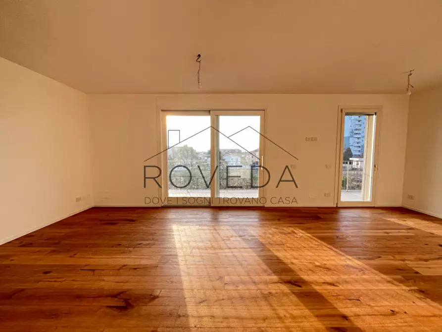 Immagine 3 di Appartamento in vendita  in Via Pietro Bertolini a Treviso