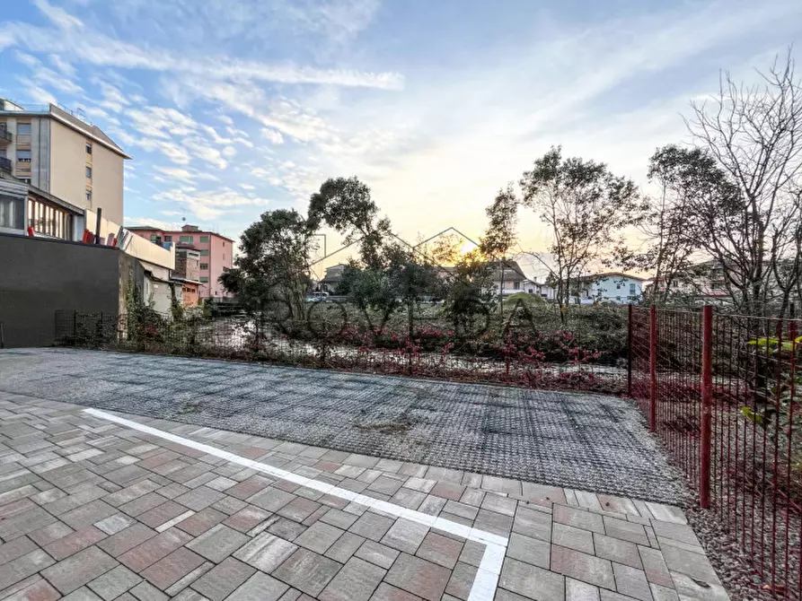 Immagine 16 di Appartamento in vendita  in Via Pietro Bertolini a Treviso