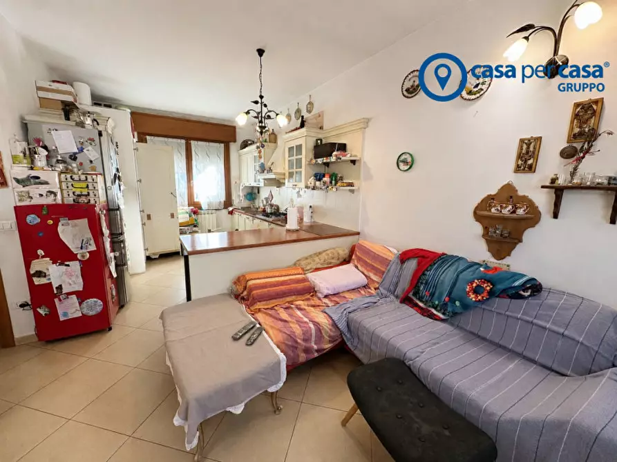Immagine 2 di Casa bifamiliare in vendita  in Contarina, Via Trento a Porto Viro