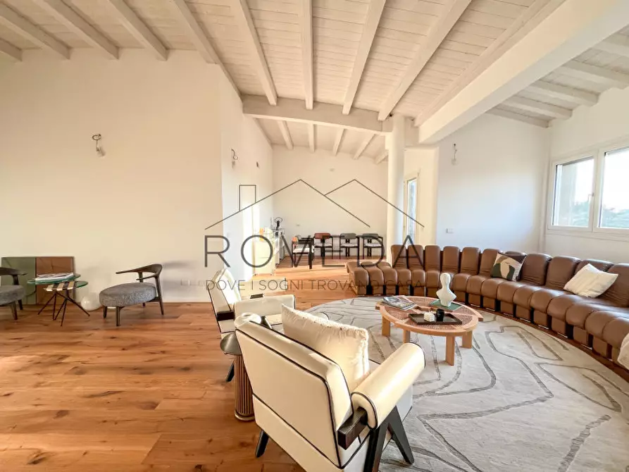 Immagine 2 di Attico in vendita  in Viale Luigi Luzzatti a Treviso