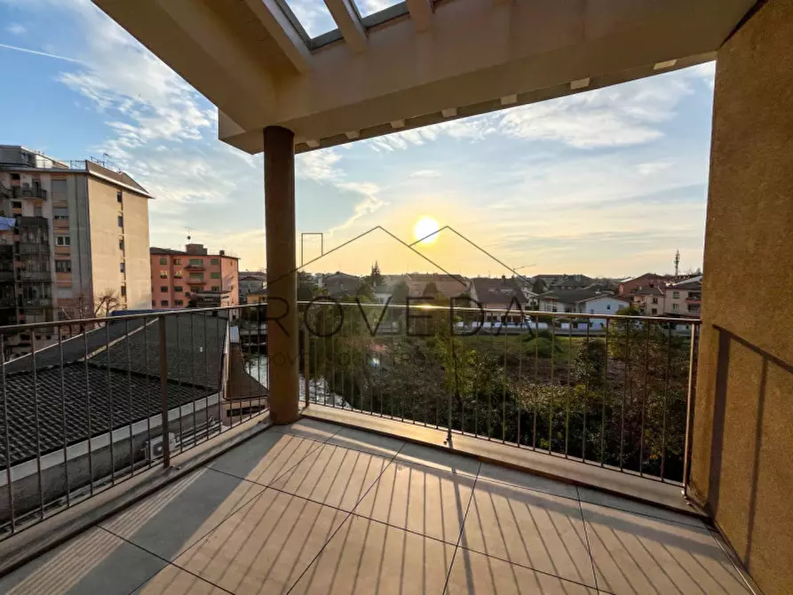 Immagine 5 di Attico in vendita  in Viale Luigi Luzzatti a Treviso