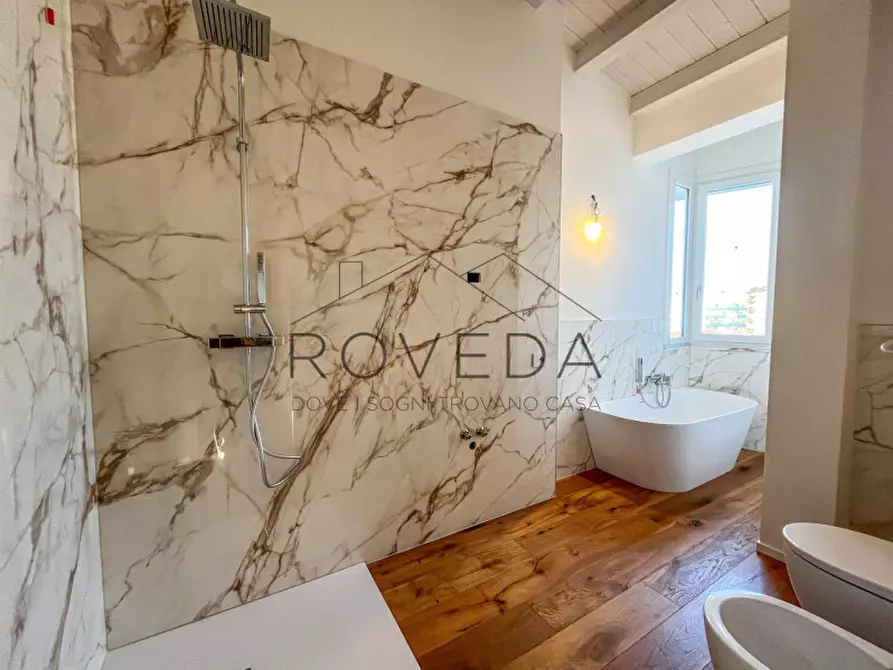 Immagine 7 di Attico in vendita  in Viale Luigi Luzzatti a Treviso