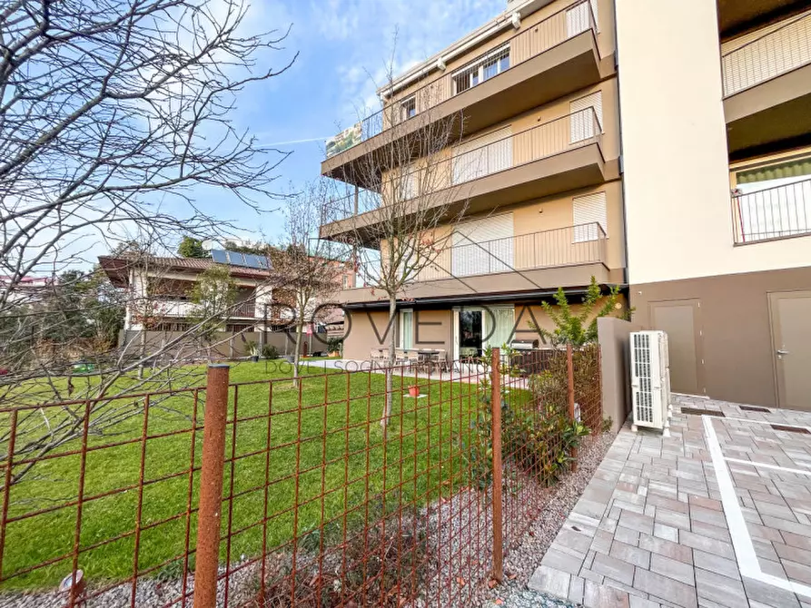 Immagine 17 di Attico in vendita  in Strada comunale delle Corti a Treviso