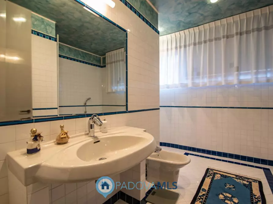 Immagine 14 di Villa in vendita  in Via Gabriele D'Annunzio a Masera' Di Padova