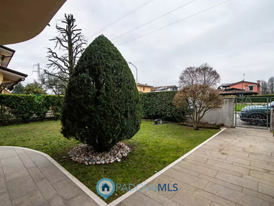 Immagine 30 di Villa in vendita  in Via Gabriele D'Annunzio a Masera' Di Padova