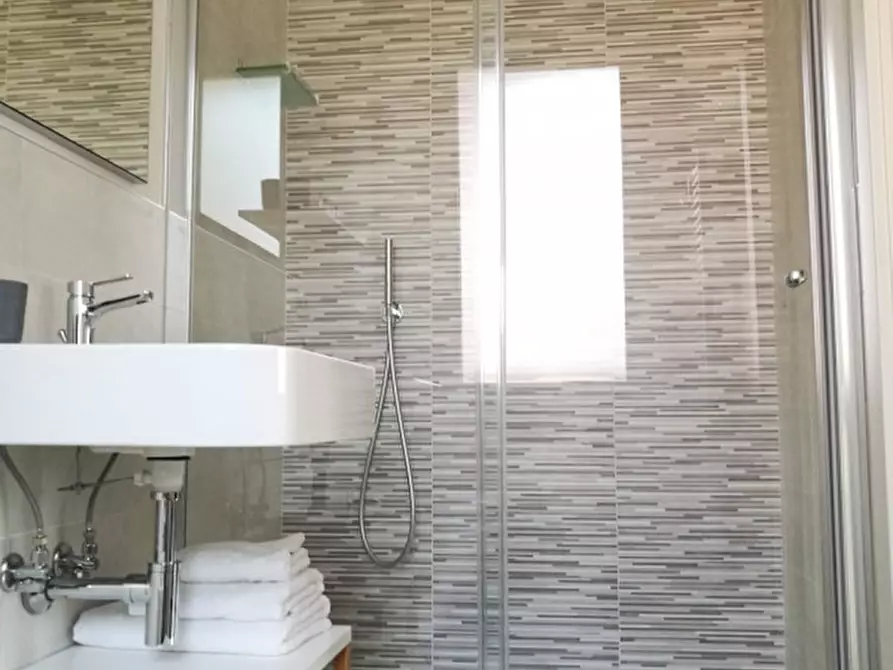 Immagine 15 di Appartamento in vendita  in Via Surrogazione a Calderara Di Reno