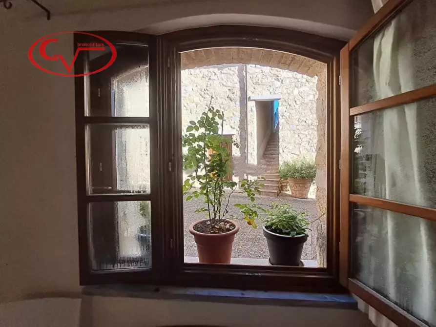 Immagine 7 di Appartamento in vendita  in Via Roma a Gaiole In Chianti