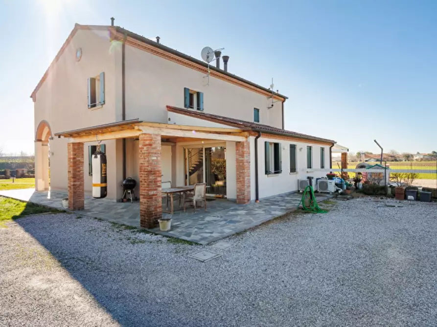 Immagine 3 di Casa bifamiliare in vendita  in Via Rana Cà Mori a Este