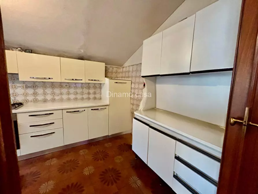 Immagine 4 di Villa in vendita  in Via Mario Tronci a Vaiano