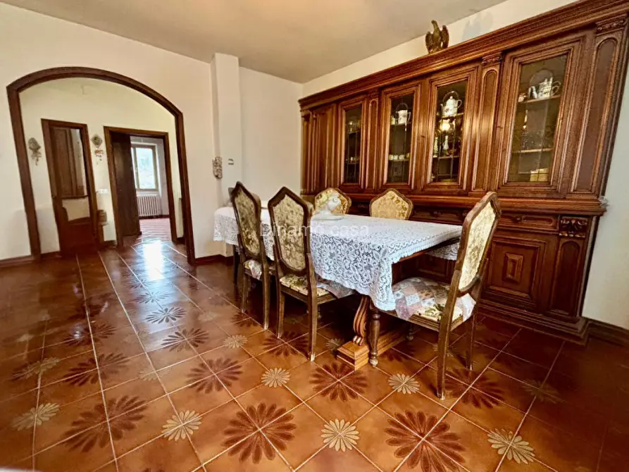 Immagine 10 di Villa in vendita  in Via Mario Tronci a Vaiano