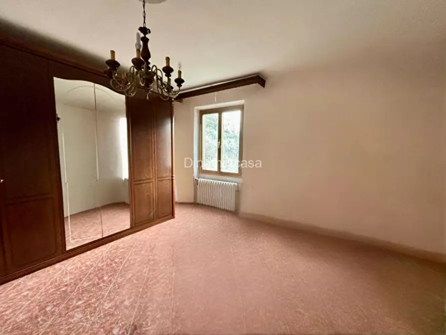 Immagine 16 di Villa in vendita  in Via Mario Tronci a Vaiano