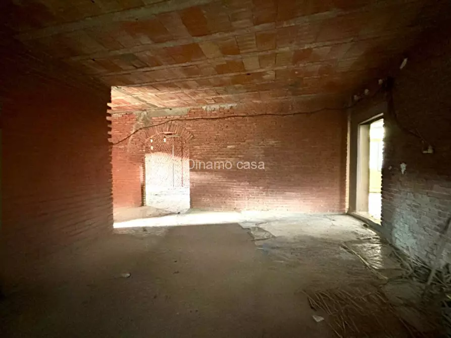 Immagine 24 di Villa in vendita  in Via Mario Tronci a Vaiano