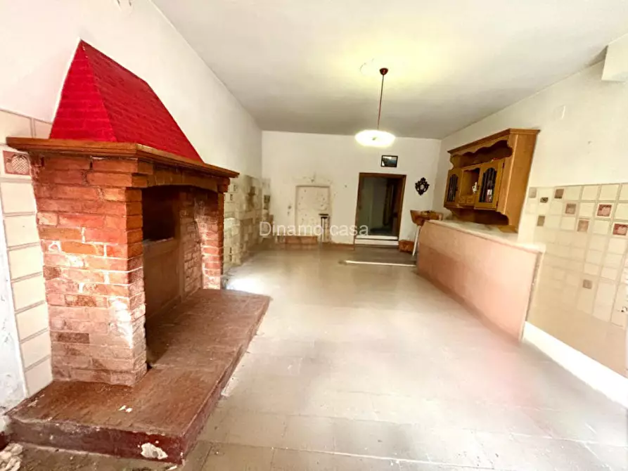 Immagine 26 di Villa in vendita  in Via Mario Tronci a Vaiano