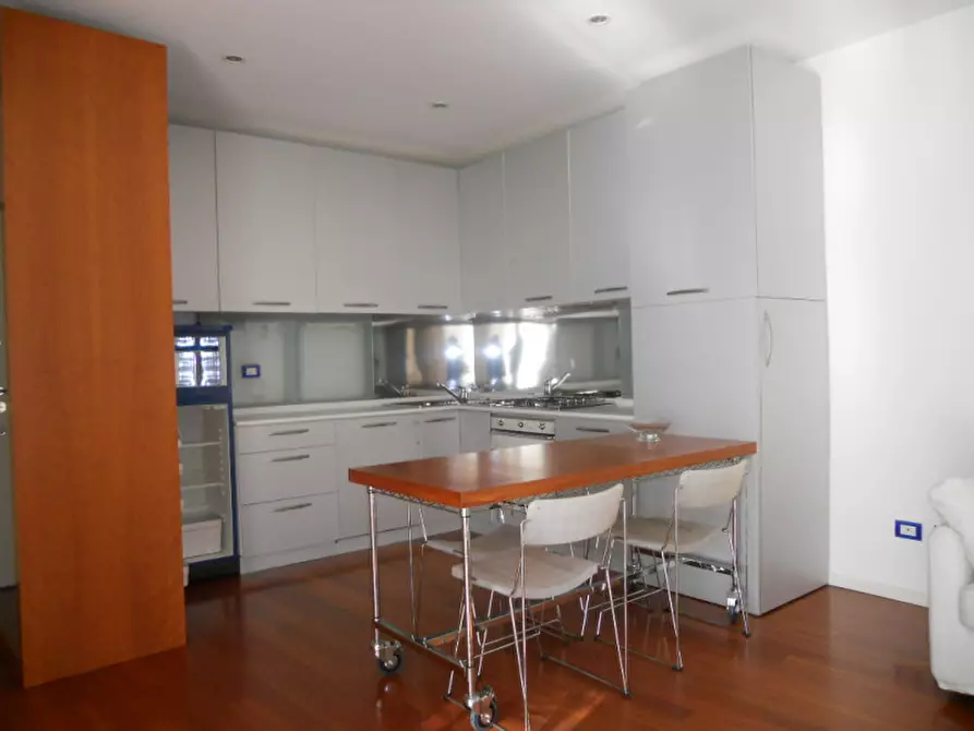 Immagine 2 di Appartamento in affitto  in VIA S. MARTINO a Trento