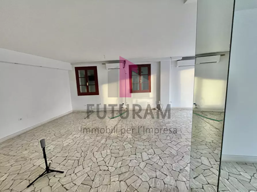 Immagine 5 di Negozio in affitto  in Via Divisione Julia 3 a Montegalda