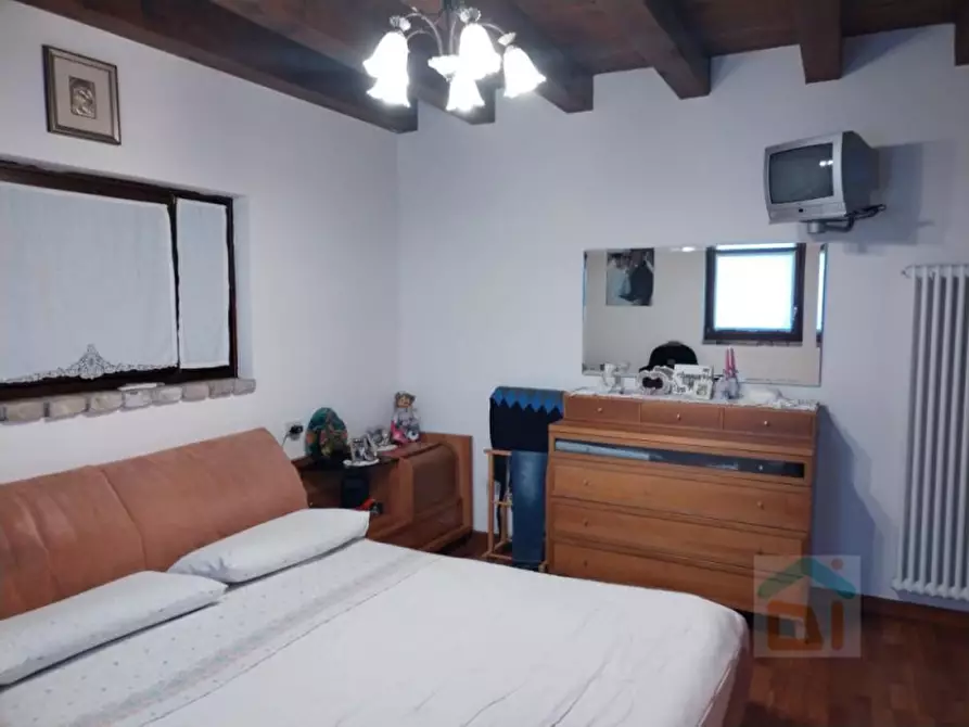 Immagine 29 di Villetta a schiera in vendita  in via cavour 11 a Ruda