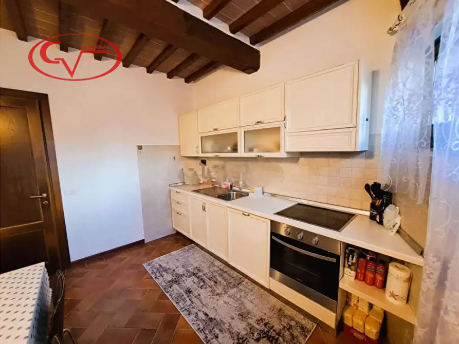 Immagine 4 di Appartamento in vendita  in Via Roma a Gaiole In Chianti