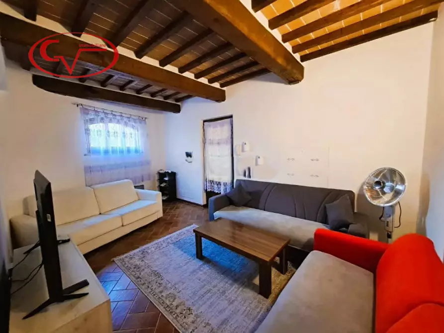 Immagine 8 di Appartamento in vendita  in Via Roma a Gaiole In Chianti