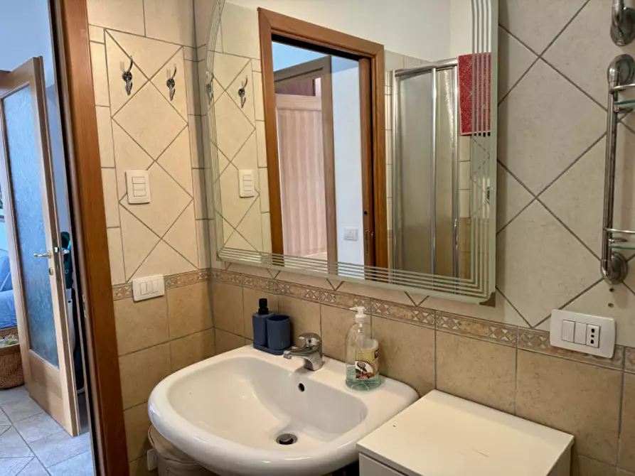 Immagine 19 di Appartamento in vendita  in Via Gianfranco Conteddu a Siniscola