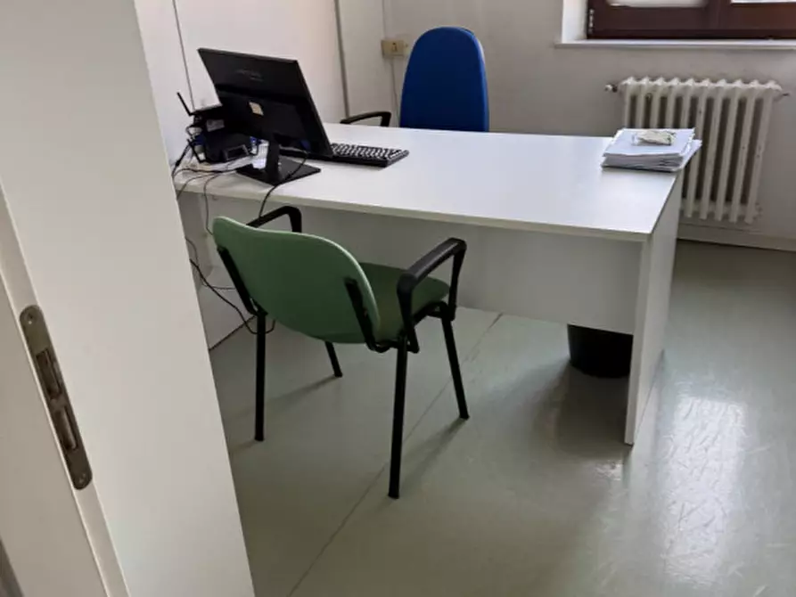Immagine 1 di Ufficio in affitto  in Via Guglielmo Oberdan a Senigallia